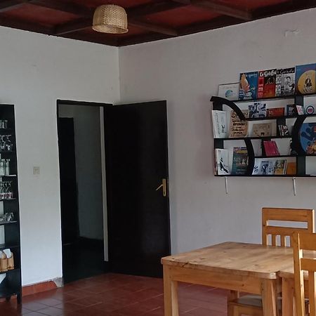 Colibri Taverne & Guest House 吉塞尼 外观 照片