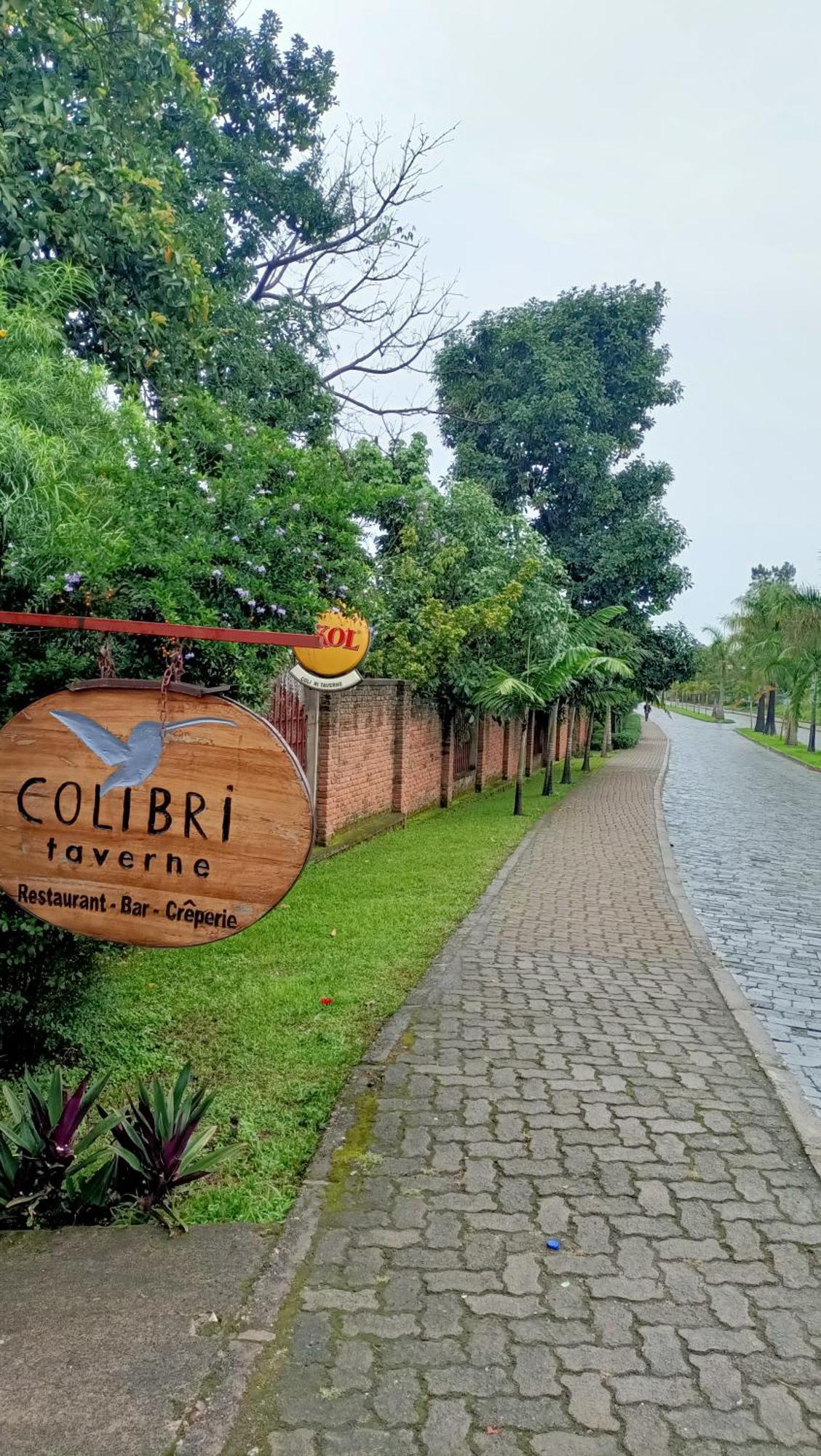 Colibri Taverne & Guest House 吉塞尼 外观 照片