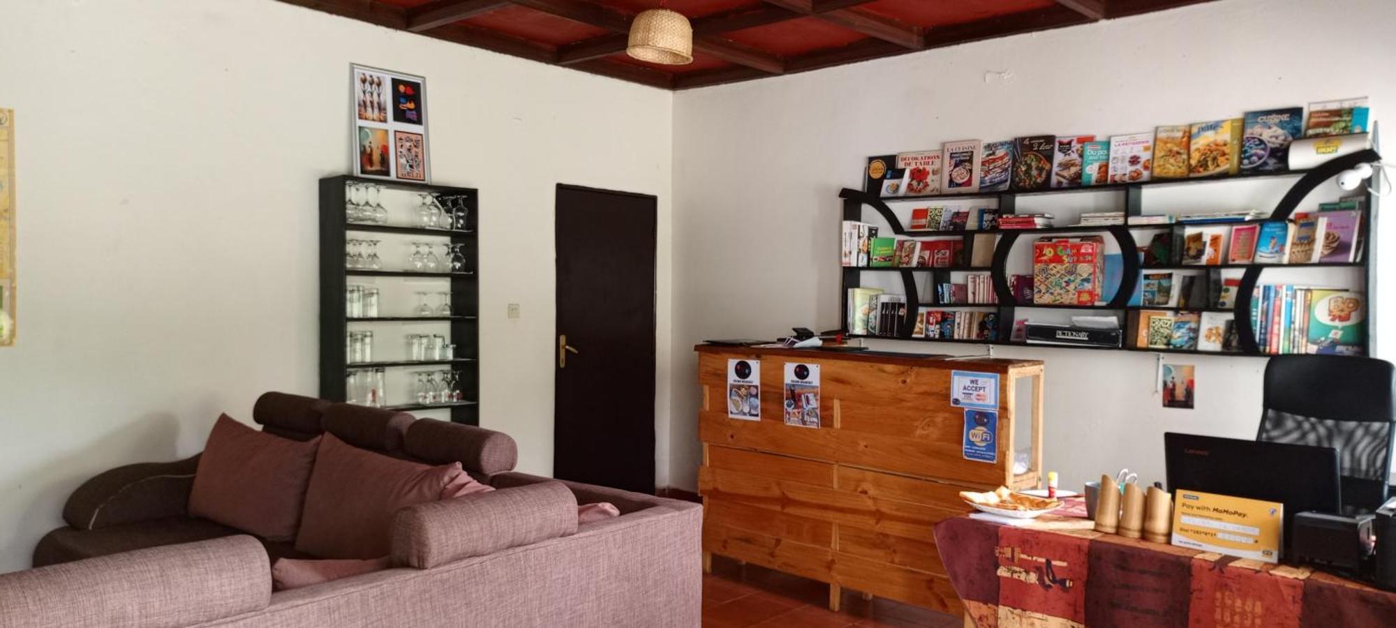 Colibri Taverne & Guest House 吉塞尼 外观 照片